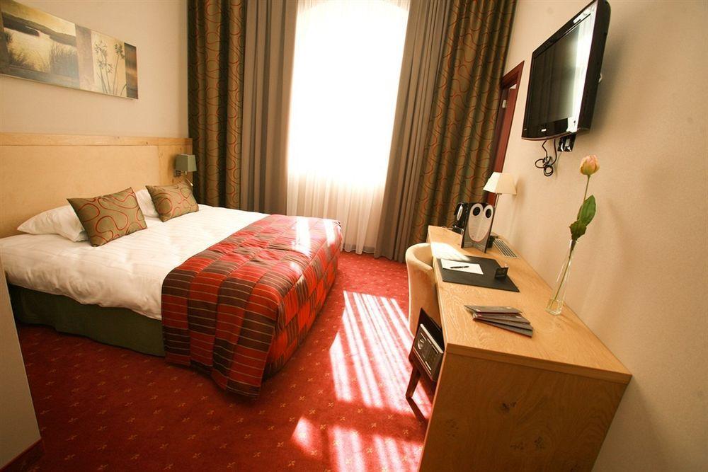 Hotel Verviers Van Der Valk Eksteriør bilde