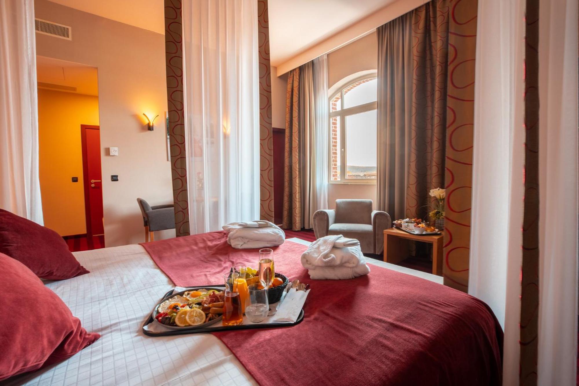 Hotel Verviers Van Der Valk Eksteriør bilde