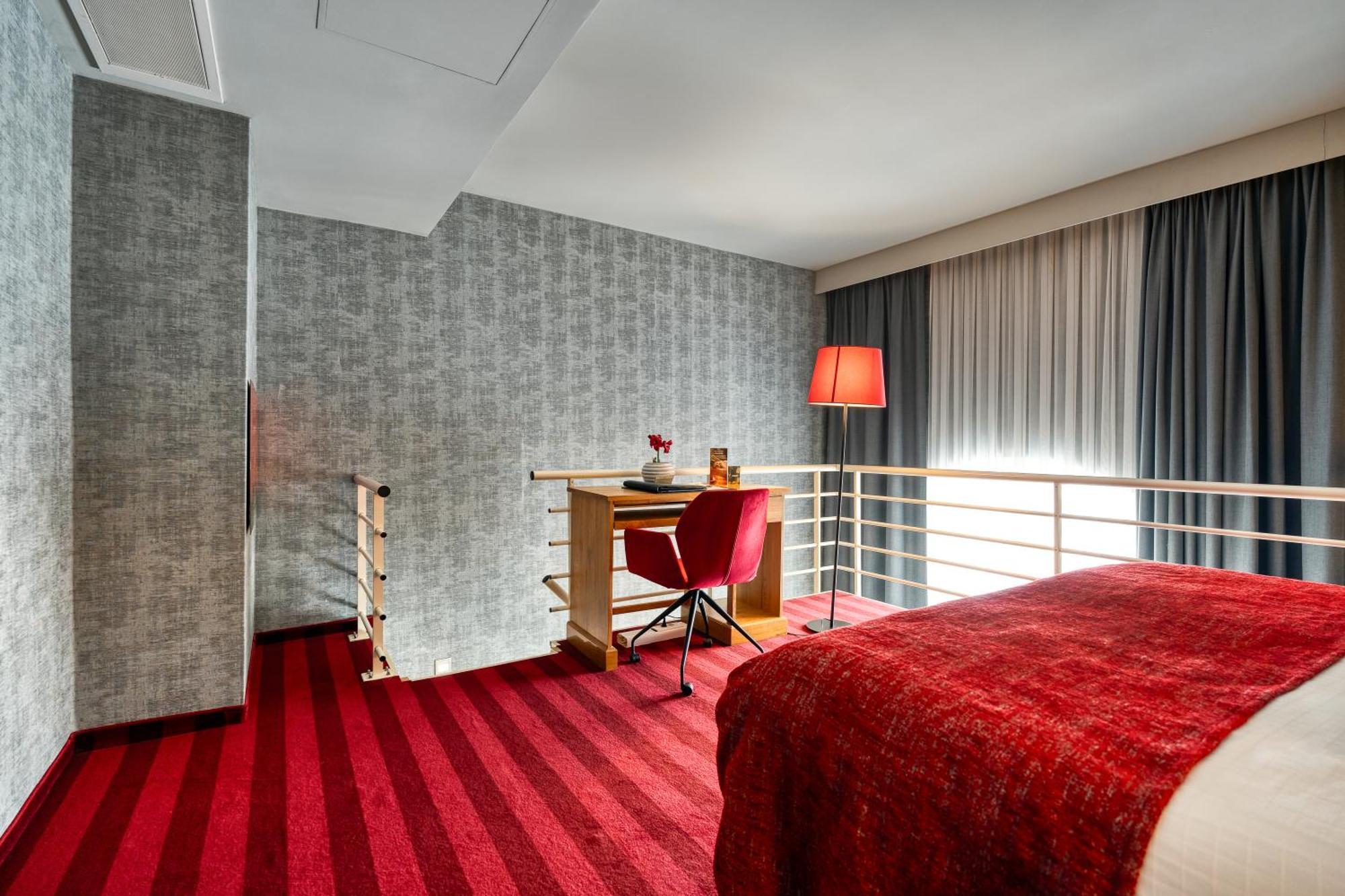 Hotel Verviers Van Der Valk Eksteriør bilde