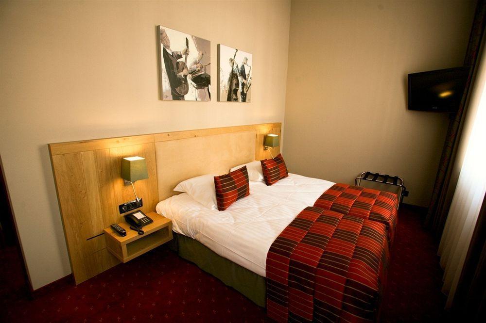 Hotel Verviers Van Der Valk Eksteriør bilde